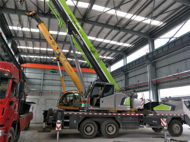 安宁市高空车出租需要注意哪些安全事项？